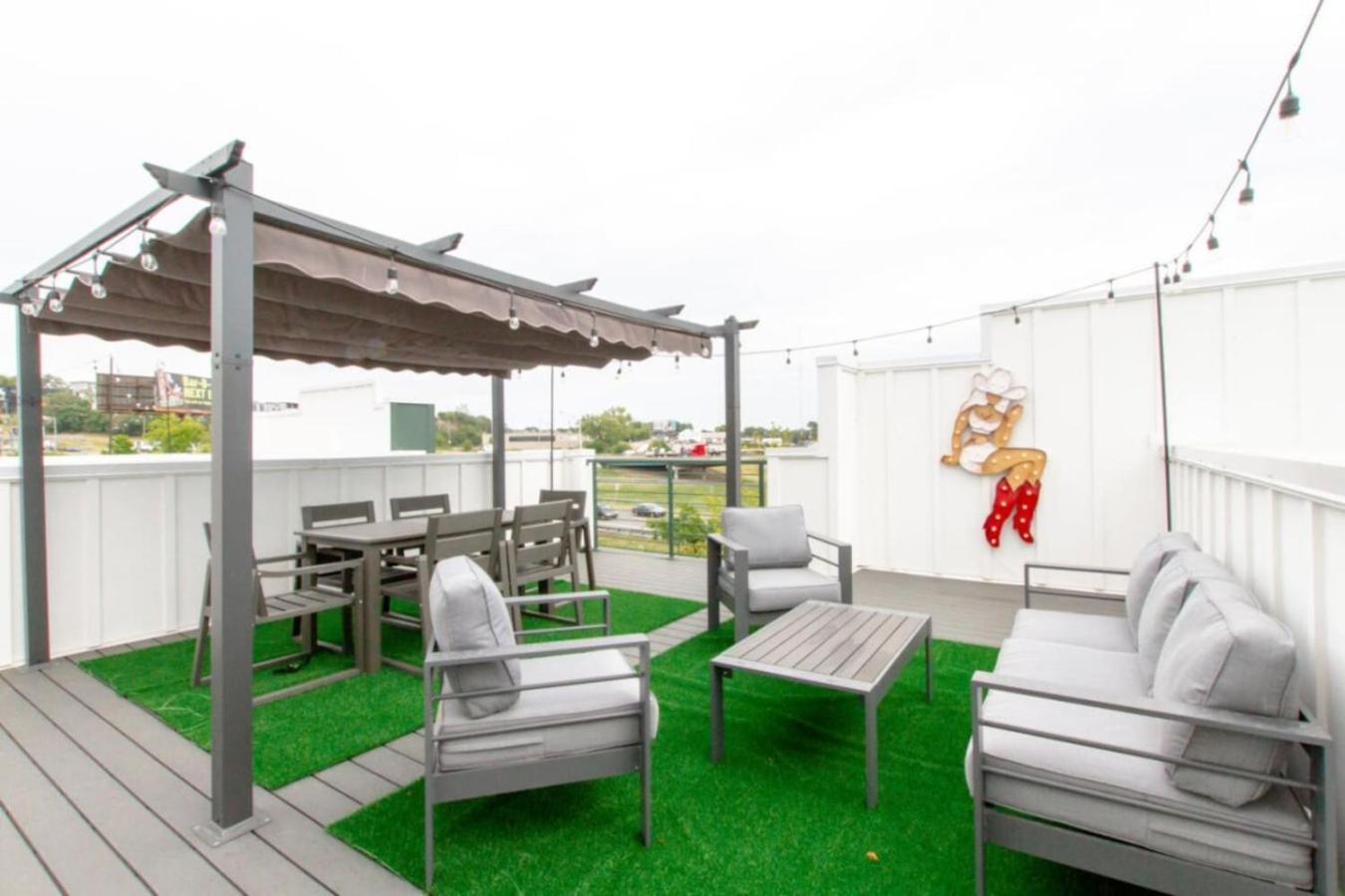 Skyline Serenity Rooftop Patio With Ping Pong Villa Nashville Exterior foto