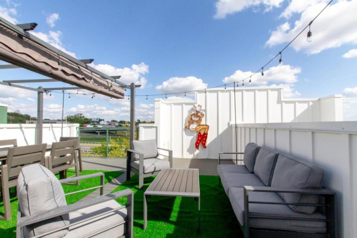 Skyline Serenity Rooftop Patio With Ping Pong Villa Nashville Exterior foto